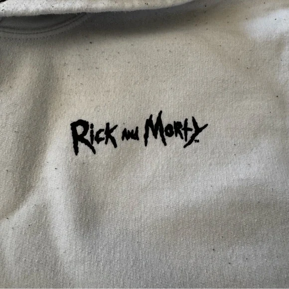Rick & Morty white long-sleeved hoodie with colorful graphic front pocket, XL. - Picture 4 of 12